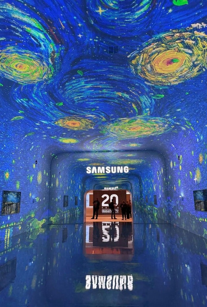 Mobile 메인 이미지 0